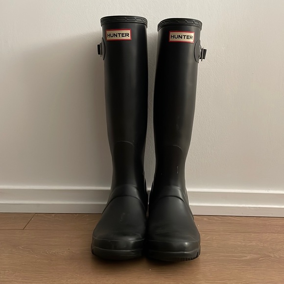 HUNTER RAIN BOOTS SZ8 - Picture 1 of 6